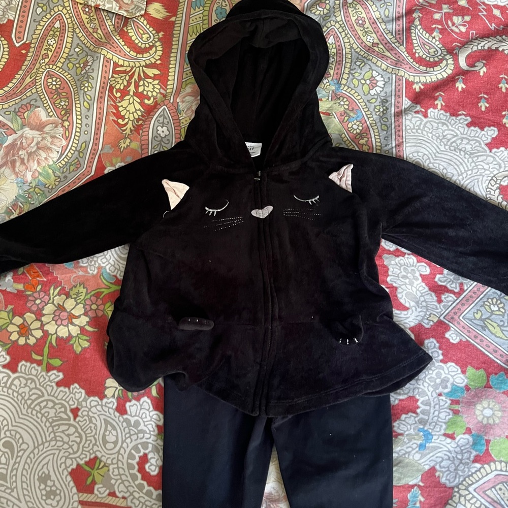 Black Cat Hoodie Gap and Pants 18-24 mo Perfect for this time of year